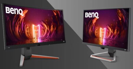 Curved vs. Flat Ultrawide Monitors: The Pros and Cons